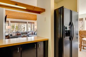 Lincoln Condo Rental with Shuttle Near Loon Mountain