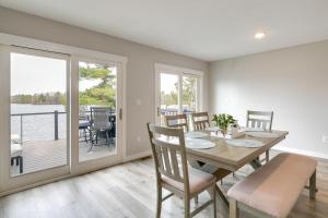 Hot Tub and Games! Lakefront Traverse City Retreat