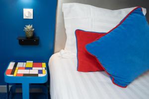 Hotels Hotel Du Mont Dore Batignolles : photos des chambres