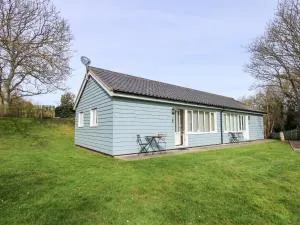 11 The Dell - Knapton