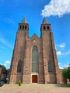 Walburgis Residenties - 费尔普