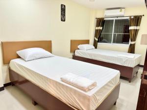 Baan at Khaosan Hostel