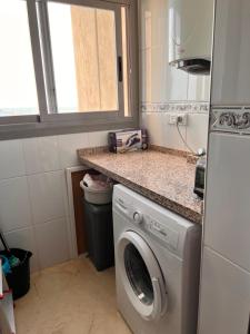 Gemelos XX Playa Levante Zarita