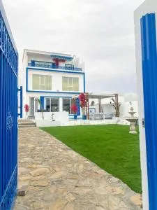 Kyanos - Junayz al Janūbī