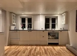 Cory & Torfinn House - ميدفاغور