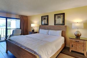 Edgewater Villa #2011