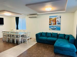 Villa Holiday