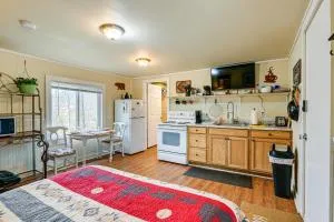 Whittier Vacation Rental Cabin in Tranquil Setting - Чероки