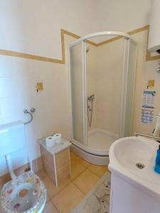 Apartments with parking space Pag - 20124