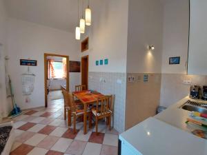 Apartments with parking space Pag - 20124