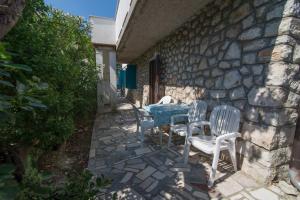 Apartments with a parking space Losinj, Losinj - 21194