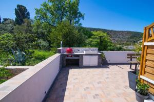 Apartments with parking space Veli Losinj, Losinj - 21260