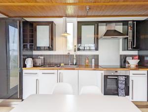 4 Avocet Quay , Emsworth