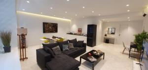 Stylish Central Apartment in Kolonaki (walking distance to Syntagma)