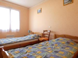 Maisons de vacances Maison familiale 90m² a 400m des commerces, 3 chambres, jardin clos, animaux acceptes - FR-1-540-261 : photos des chambres