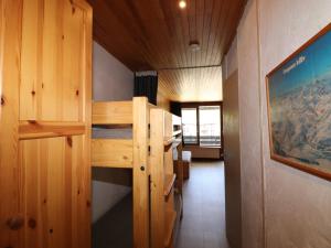 Studio Confortable avec Balcon, Près des Pistes et Commerces - FR-1-502-502