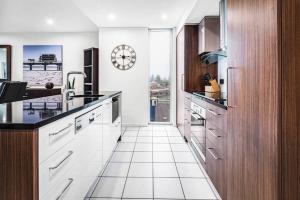 Penthouse 406 The Frontage Victor Harbor