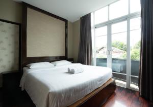 Greenview Ekkamai10 Suite
