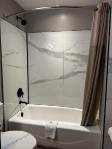 Queen Room with Two Queen Beds - Non-Smoking room in Motel 6 Indianapolis North