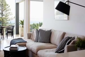 The Waterview, 2 76 Magnus St - complete style, comfort, luxury and spectacular waterviews