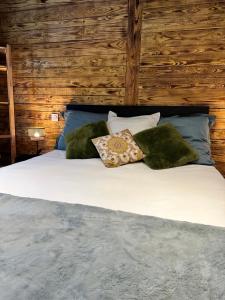 Chalets Les Herbes Folles : photos des chambres