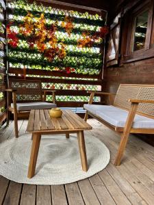 Chalets Les Herbes Folles : photos des chambres