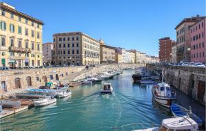 obrázek - Amazing Apartment In Livorno With Wifi And 2 Bedrooms