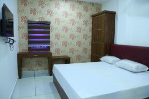 Kurianplackal Residency