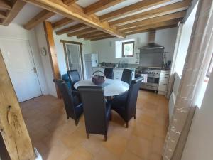 Maisons de vacances Gite Les Barts-Loubes Bernac nr Plum Village&Eymet : photos des chambres