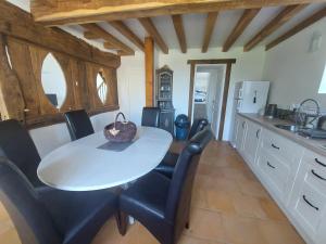 Maisons de vacances Gite Les Barts-Loubes Bernac nr Plum Village&Eymet : photos des chambres