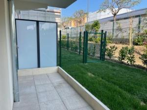 Appartements Le Plessis Capitale - Appartement entier avec jardin : photos des chambres