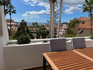 Pambnb - Breathtaking Ocean View, Adult and Kids Pools & Fiber Wi-Fi