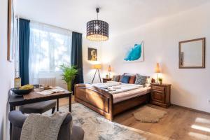 Central Studio Apartment