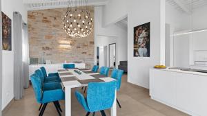 Villa Hardy by Villas Holiday