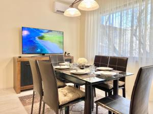 Great 2BDR Apartment in the Centre for 6 Guests