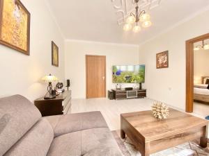 Great 2BDR Apartment in the Centre for 6 Guests