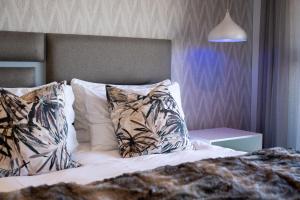 2310 Oceans Apartment - by Stay in Umhlanga