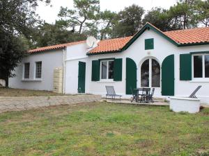 Maisons de vacances Maison Saint-Georges-d'Oleron, 2 pieces, 2 personnes - FR-1-246A-87 : photos des chambres