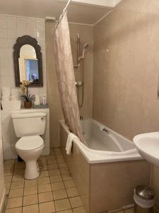 Triple Room room in Atlas House