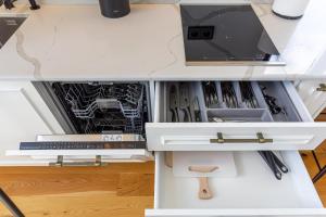 Ministerija Loft Apartment with parking & AC