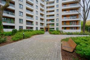 Lokum Vena Apartment with Terrace & Parking Wrocław by Renters