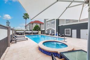 La Quinta Inn & Suites by Wyndham Pharr RGV Medical Center