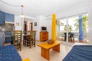 RNET - Port Canigo 220 - Roses Costa Brava