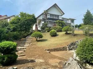 ■屋根付BBQテラスのある貸別荘■1棟貸しなので安全安心■3台分の無料駐車場完備です - Uryūno