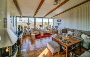 2 Bedroom Beautiful Home In Göteborg