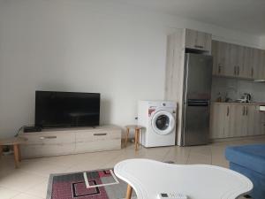 Apartament Adi 2