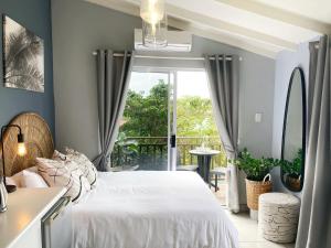 North Breeze Retreats