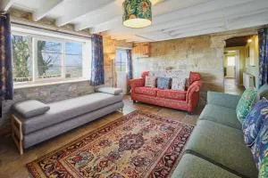 Host & Stay - Lop Hall - 丹比