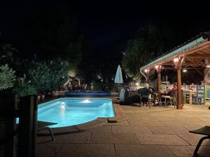 Villas Maison d'Izzy, villa with private swimming pool and outdoor kitchen : photos des chambres