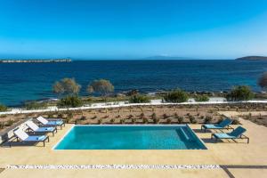 Golden View Villa with Private Swimming Pool